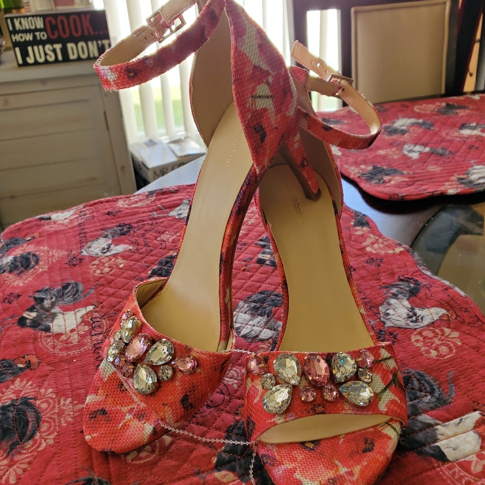 Dress shoes